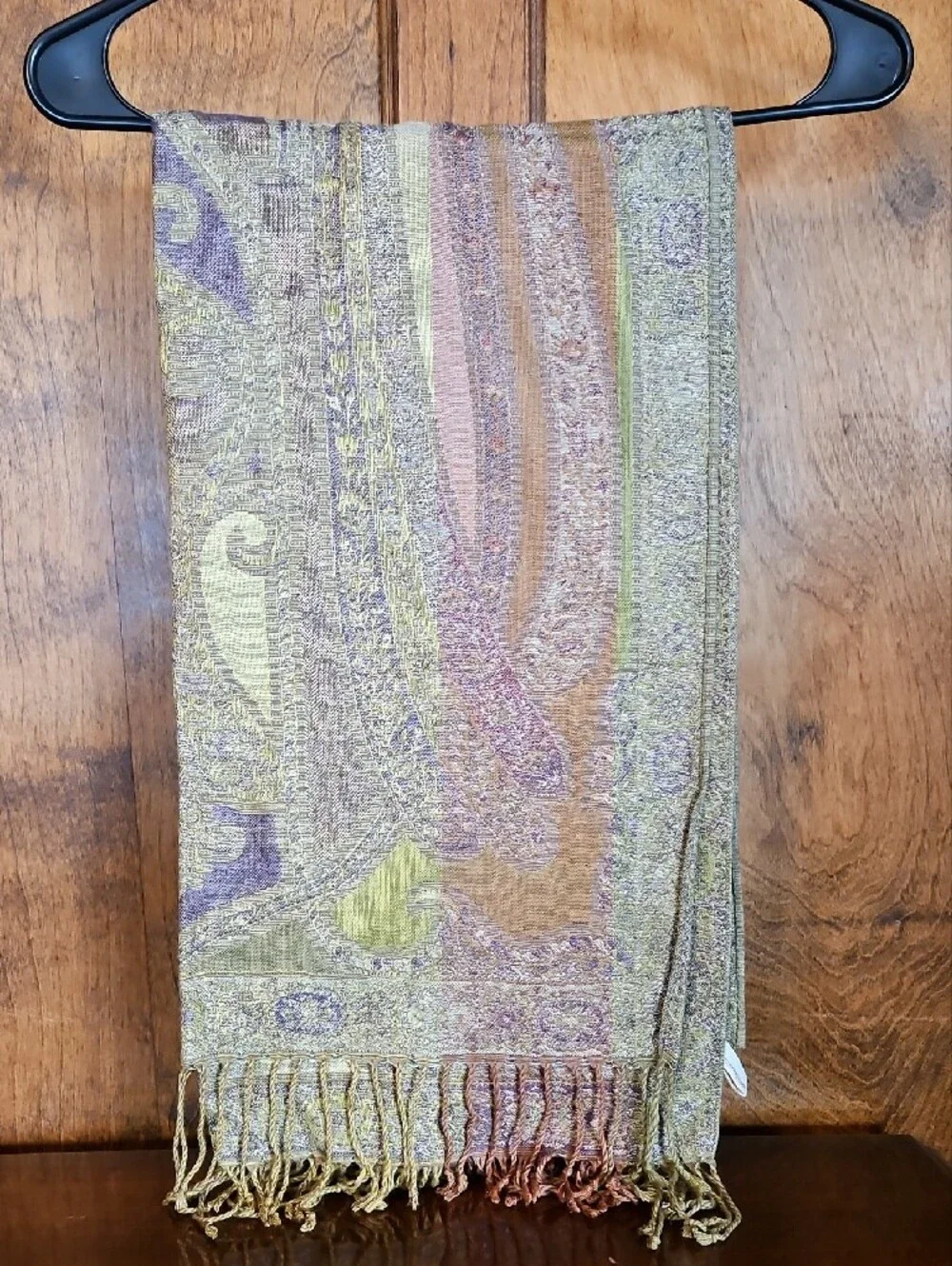 Collectioneighteen elegant paisley